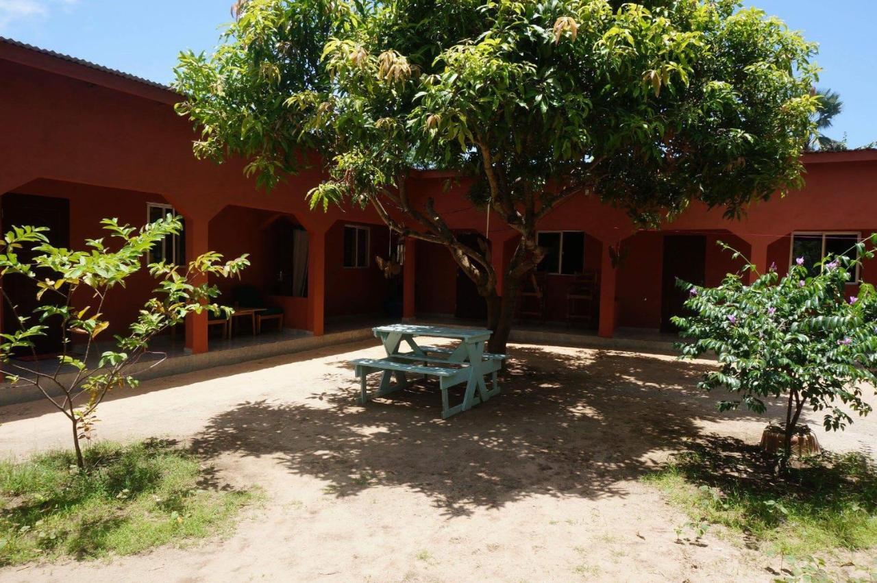The Gunjur Project Lodge Exterior photo